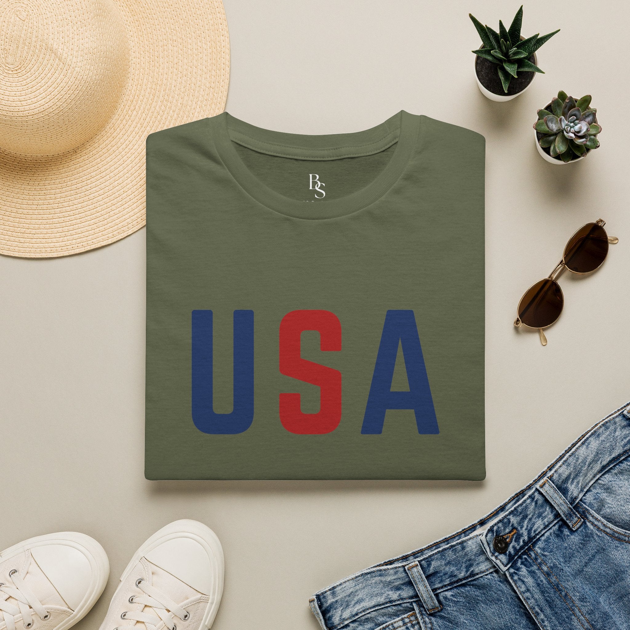 USA Flag Retro T-Shirt — Patriotic Red & Blue Crew Tee for 4th of July